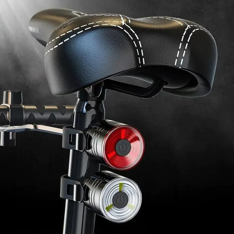 Sport si Outdoor - Ciclism - Accesorii pentru biciclete - Lumini biciclete - Set lumini bicicleta, lumina alba si rosie, 4x baterii, impermeabil IPX4, suport prindere, 3 moduri luminare - Infinity.ro