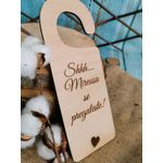 Casa si Gradina - Gradina si terasa - Decoratiuni exterior - Ornamente gradina - Set 2 Agatatoare HH1632 Decor Semn de Usa din lemn Personalizat Mire si Mireasa - Infinity.ro