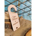 Casa si Gradina - Gradina si terasa - Decoratiuni exterior - Ornamente gradina - Set 2 Agatatoare HH1632 Decor Semn de Usa din lemn Personalizat Mire si Mireasa - Infinity.ro