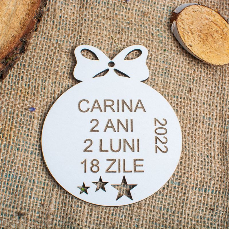 Casa si Gradina - Decoratiuni - Decoratiuni de sezon - Glob de Craciun cu Detaliile Copilului HH1629 din Lemn Model Stele - Infinity.ro