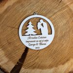 Casa si Gradina - Decoratiuni - Decoratiuni de sezon - Glob de Craciun cu Nume Personalizat HH1628 din Lemn Model Craciun Impreuna - Infinity.ro