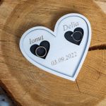 Fashion, accesorii si bijuterii - Femei - Bijuterii femei - Cutii bijuterii - Cutie de Bijuterii Verighete Personalizata HH1602 din Lemn Alba Inima 14x12 cm - Infinity.ro