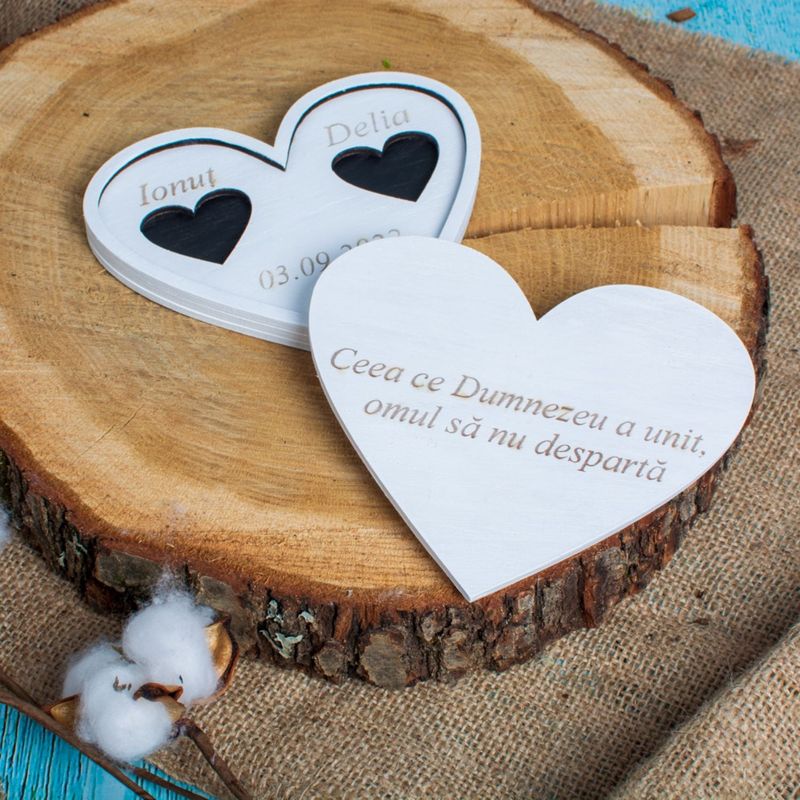 Fashion, accesorii si bijuterii - Femei - Bijuterii femei - Cutii bijuterii - Cutie de Bijuterii Verighete Personalizata HH1602 din Lemn Alba Inima 14x12 cm - Infinity.ro