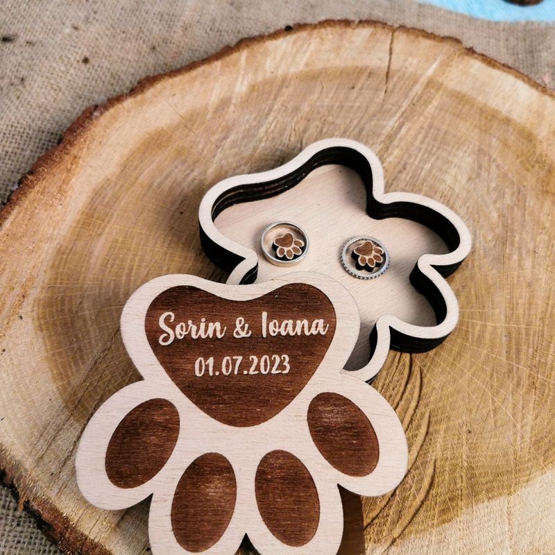 Fashion, accesorii si bijuterii - Femei - Bijuterii femei - Cutii bijuterii - Cutie Verighete Labuta Catel Pisica Personalizata HH1638 din Lemn 11x10 cm - Infinity.ro