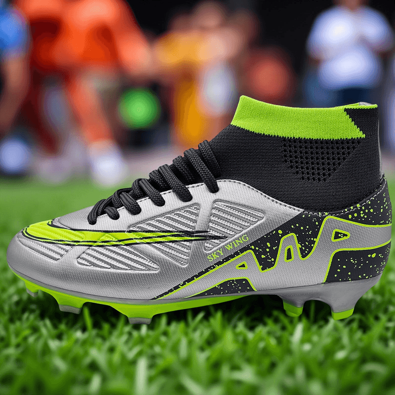 Sport si Outdoor - Echipament Sportiv - Incaltaminte sport - Pantofi sport - Ghete de fotbal Sky Wing C9838, cu glezniera si crampoane, pentru iarba sau sintetic 33 argintiu - Infinity.ro