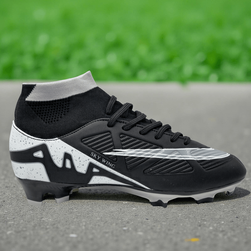 Sport si Outdoor - Echipament Sportiv - Incaltaminte sport - Pantofi sport - Ghete de fotbal Sky Wing C9838, cu glezniera si crampoane, pentru iarba sau sintetic 38 negru - Infinity.ro