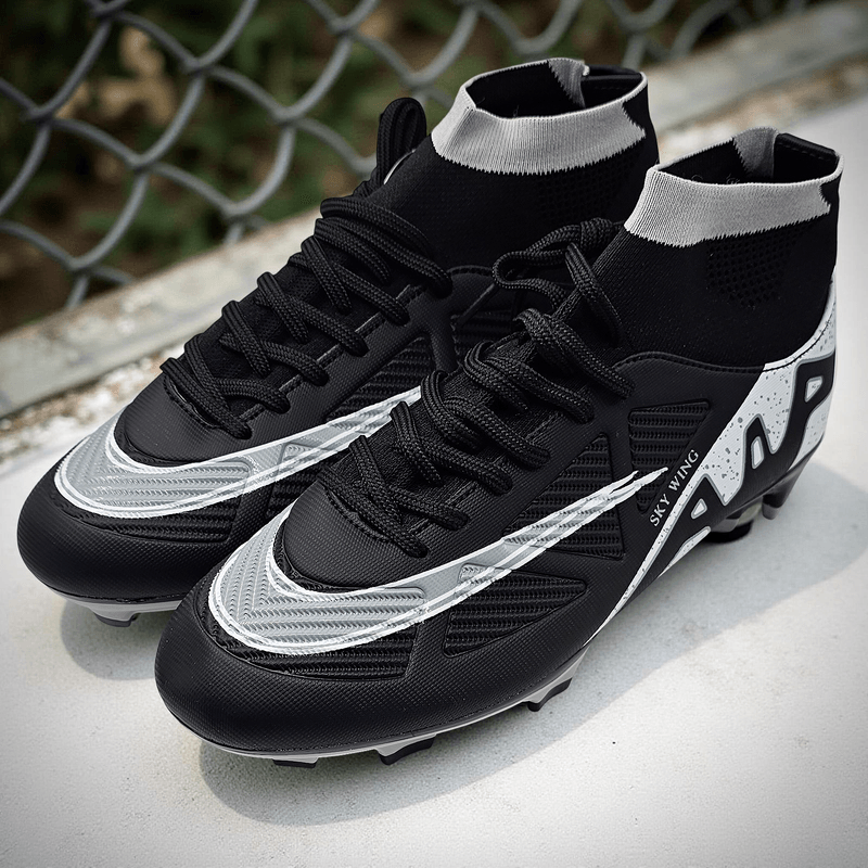 Sport si Outdoor - Echipament Sportiv - Incaltaminte sport - Pantofi sport - Ghete de fotbal Sky Wing C9838, cu glezniera si crampoane, pentru iarba sau sintetic 38 negru - Infinity.ro