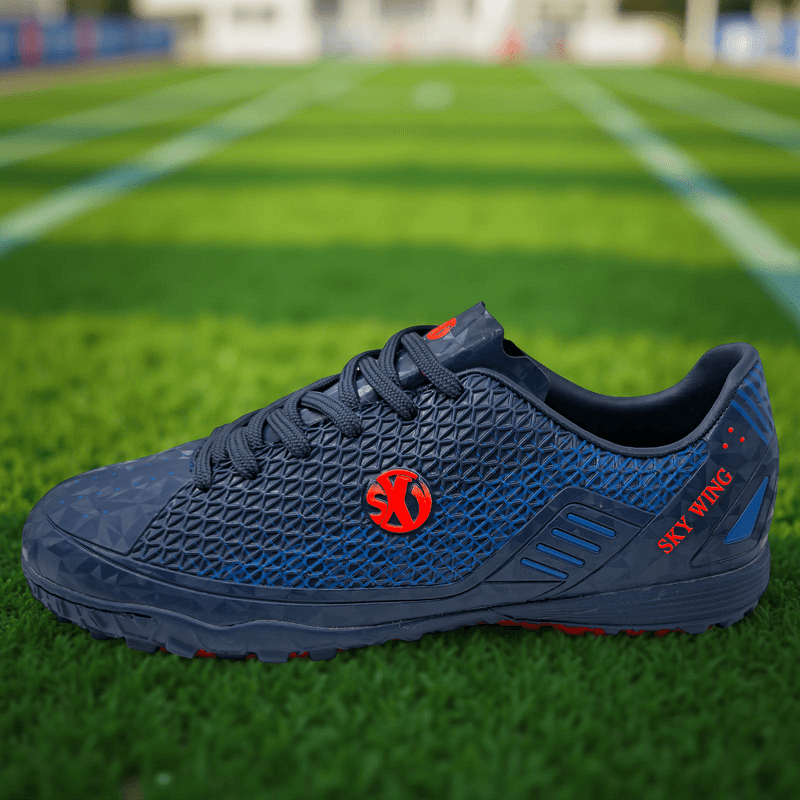 Sport si Outdoor - Echipament Sportiv - Incaltaminte sport - Pantofi sport - Ghete de fotbal Sky Wing, 9895 pentru teren sintetic, cusute in varf 35 bleumarin - Infinity.ro