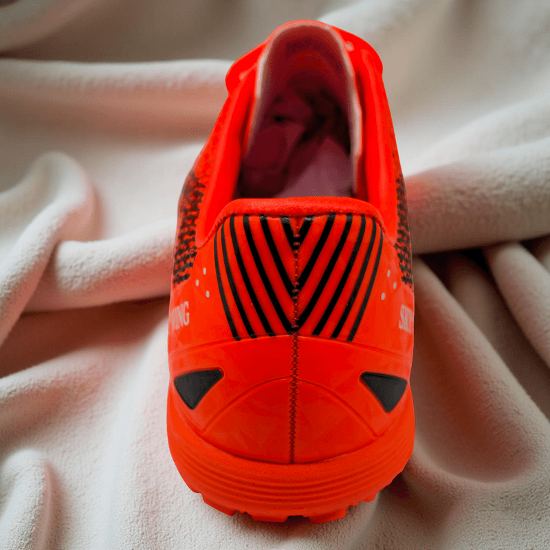 Sport si Outdoor - Echipament Sportiv - Incaltaminte sport - Pantofi sport - Ghete de fotbal Sky Wing, 9895 pentru teren sintetic, cusute in varf 38 portocaliu - Infinity.ro