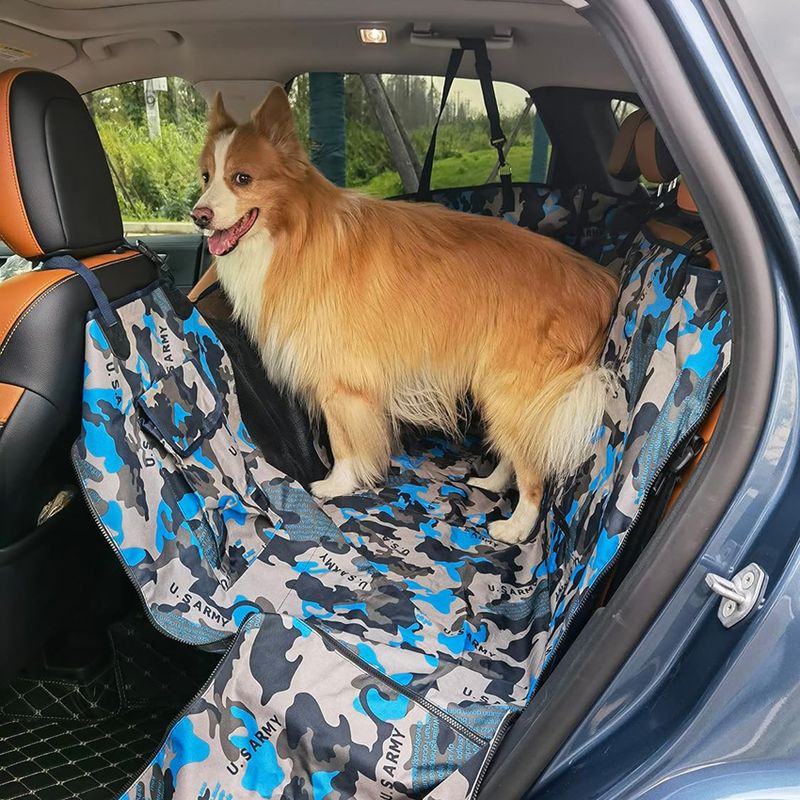 Petshop - Accesorii petshop - Alte accesorii petshop - Husa auto transport animale, Linomag®, pentru caini/pisici, Impermeabila, Antialunecare, Camuflaj albastru, 145 x 130 cm - Infinity.ro