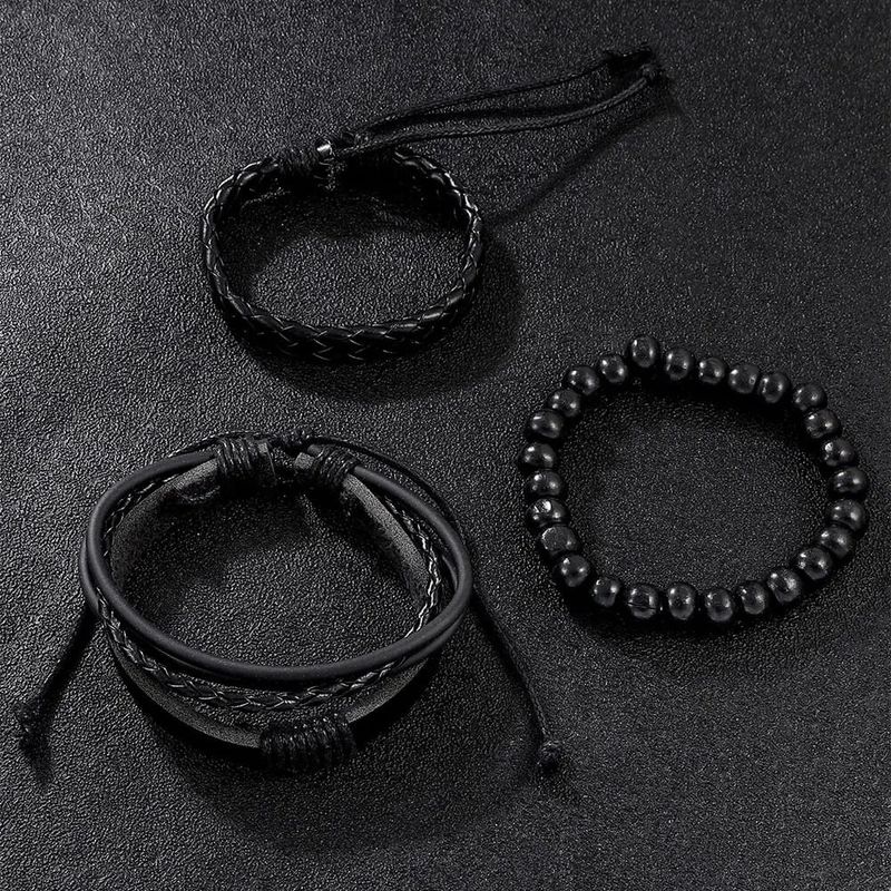 Market - Cadouri - Cadouri personalizate - Set cadou cu ceas barbatesc Shaarms 8171 si trei bratari elegante - Infinity.ro