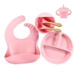 Jucarii, Copii si Bebe - Hrana si alaptare - Biberoane, suzete si accesorii hranire - Articole hranire bebelusi - Set hranire bebe din silicon, 1 baveta, 1 farfurie compartimentata, 1 bol cu ventuza, lingurita si furculita, cana - Infinity.ro
