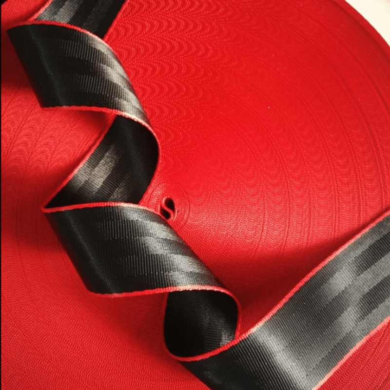 Auto si Moto - Reparatii si depanare - Scule auto - Scule si truse auto - Banda centura de siguranta TUNING, culoare Negru-Rosu, latime 46 mm, pret/m liniar - Infinity.ro