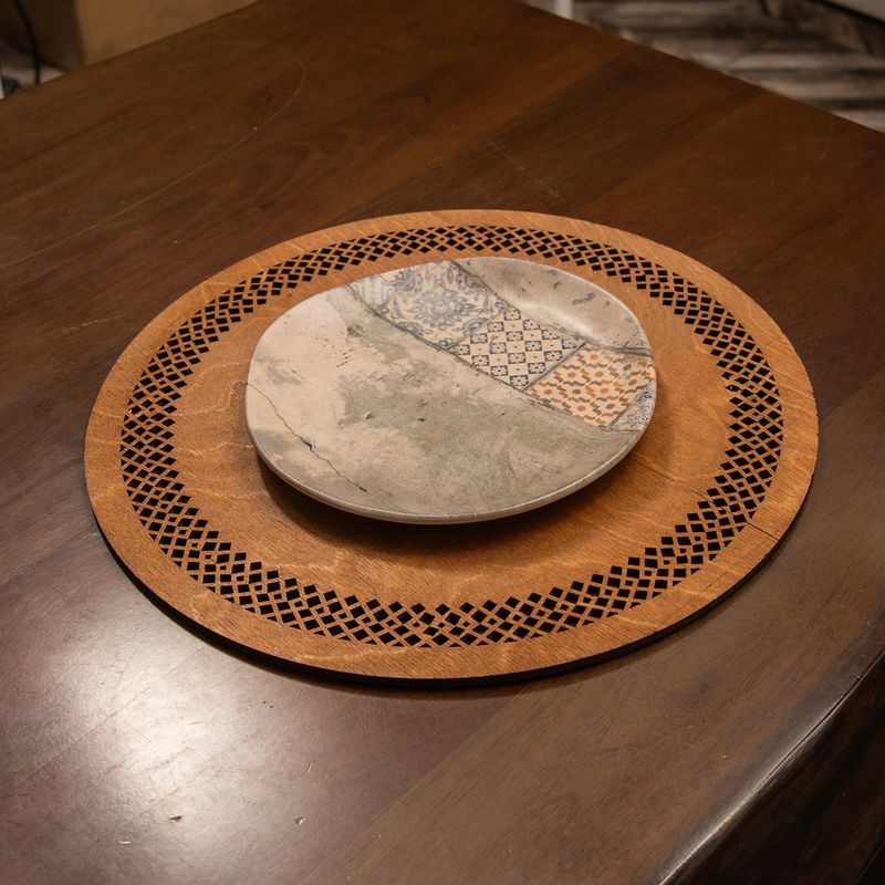 Casa si Gradina - Bucatarie si vesela - Organizare si depozitare bucatarie - Suporturi tacamuri si vase - Set covorase de masa, Hermia, lemn, nuc, 36x36 cm, 4 bucati, 790PYN1138 - Infinity.ro