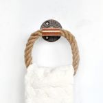 Casa si Gradina - Sanitare - Suporturi si accesorii baie - Suporturi baie - Carlig de teava, Hanah Home, franghie, rose gold, 16x16x6 cm - Infinity.ro