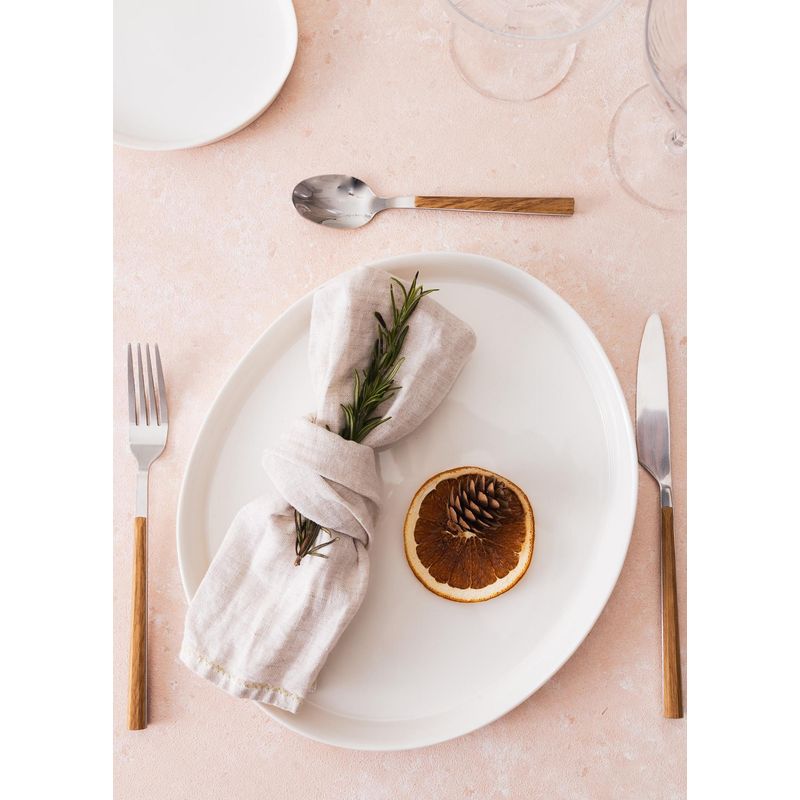 Casa si Gradina - Bucatarie si vesela - Vesela si tacamuri - Platouri de bucatarie - Platou de servire, Hermia, portelan, alb, 23x27x2 cm - Infinity.ro