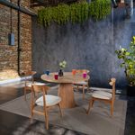 Casa si Gradina - Mobilier - Seturi de mobilier - Seturi mese si scaune - Set masa si scaune, Hanah Home, lemn de fag, natural, masa 120x120x75 cm, 4 scaune 50x55x80 cm, 117FRF1240 - Infinity.ro