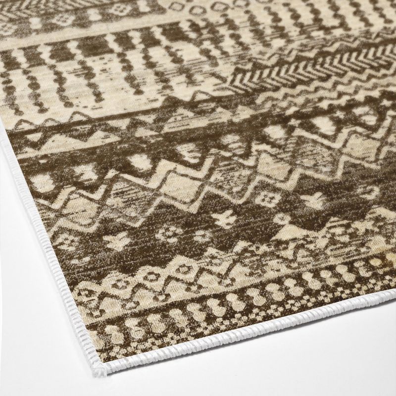 Casa si Gradina - Textile si covoare - Covoare - Covoare casa - Covor, Conceptum Hypnose, maro, 120x180 cm, 100% poliester, antiderapant, lavabil la masina, 955ANR3799 - Infinity.ro