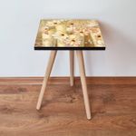 Casa si Gradina - Mobilier - Mese si birouri - Masute de cafea - Masuta laterala, Hanah Home, mdf, crem, galben, verde, rosu, picioare lemn fag, 35x35x42 cm - Infinity.ro