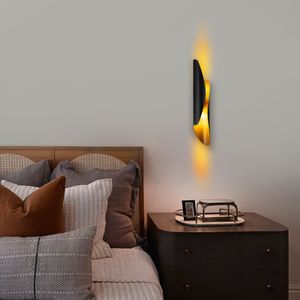 Casa si Gradina - Corpuri si surse de iluminat - Plafoniere, aplice si spoturi - Infinity.ro