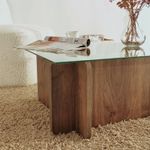 Casa si Gradina - Mobilier - Mese si birouri - Masute de cafea - Masuta de cafea, Hanah Home, sticla securizata si pal melaminat, nuc, 105x65x30 cm - Infinity.ro
