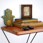 Casa si Gradina - Mobilier - Biblioteci si rafturi - Etajere - Etajera de perete, Hanah Home, lemn de pin, nuc si negru, 33x33x28 cm - Infinity.ro