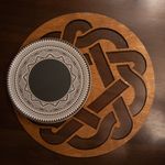 Casa si Gradina - Bucatarie si vesela - Organizare si depozitare bucatarie - Suporturi tacamuri si vase - Set suporturi de masa, Hermia, lemn, nuc, 36x36 cm, 4 bucati, 790PYN1111 - Infinity.ro