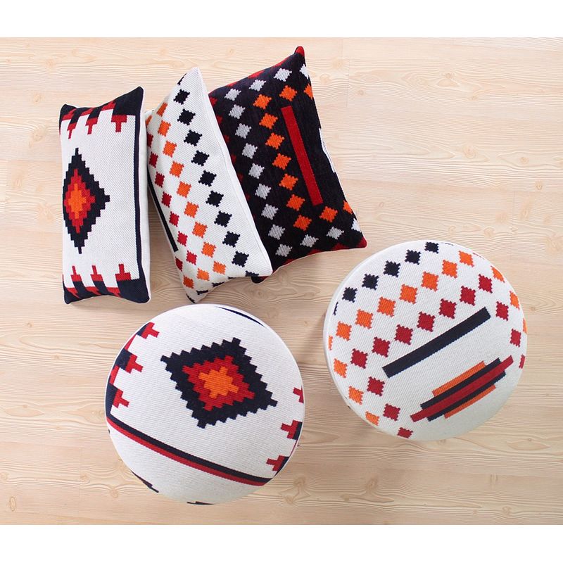 Casa si Gradina - Mobilier - Scaune si fotolii - Tabureti - Taburet, Atelier Del Sofa, bumbac si poliester, alb, picioare din lemn, 42x46 cm - Infinity.ro