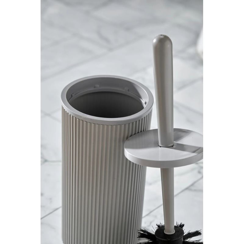 Casa si Gradina - Sanitare - Obiecte sanitare - Accesorii vase de toaleta - Perie de toaleta, L'essentiel Maison, plastic, bej, 17,5x7 cm, 324PTR1133 - Infinity.ro