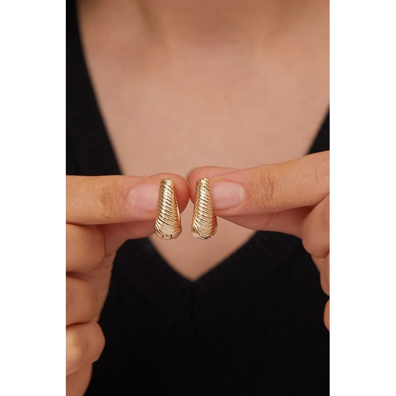 Fashion, accesorii si bijuterii - Femei - Bijuterii femei - Cercei femei - Cercei, Heliophilia, metal, auriu, 18x22 mm - Infinity.ro