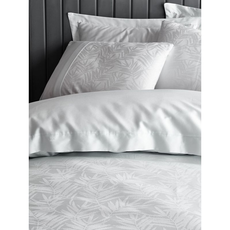 Casa si Gradina - Textile si covoare - Lenjerii de pat - Seturi de lenjerie - Set lenjerie de pat, L'essentiel Maison, albastru gheata, 200x220 cm, 100% satin bumbac - Infinity.ro