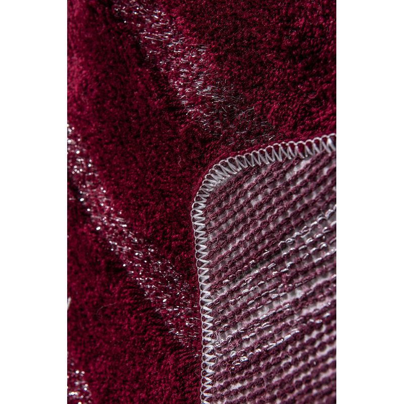 Casa si Gradina - Textile si covoare - Covoare - Covorase baie - Covoras de baie, L'essentiel Maison, visiniu, 70x120 cm, 100% acrilic, antiderapant - Infinity.ro