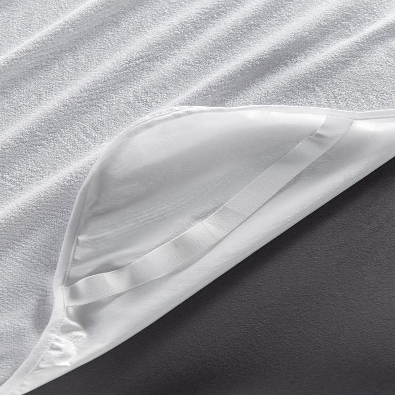 Casa si Gradina - Textile si covoare - Lenjerii de pat - Protectie saltea - Protectie saltea, L'essentiel Maison, alb, 200x200 cm, 80% poliester 20% bumbac, lavabil la masina - Infinity.ro