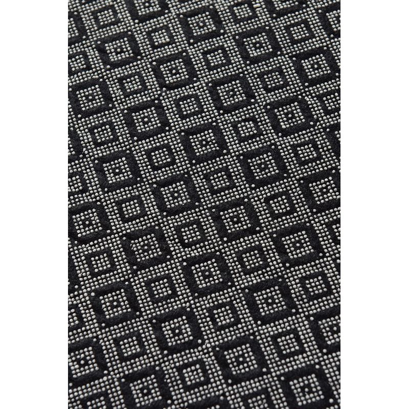 Casa si Gradina - Textile si covoare - Covoare - Covorase baie - Covoras de baie, L'essentiel Maison, negru si alb, 100 cm, 100% poliester, antiderapant, 359CHL4291 - Infinity.ro