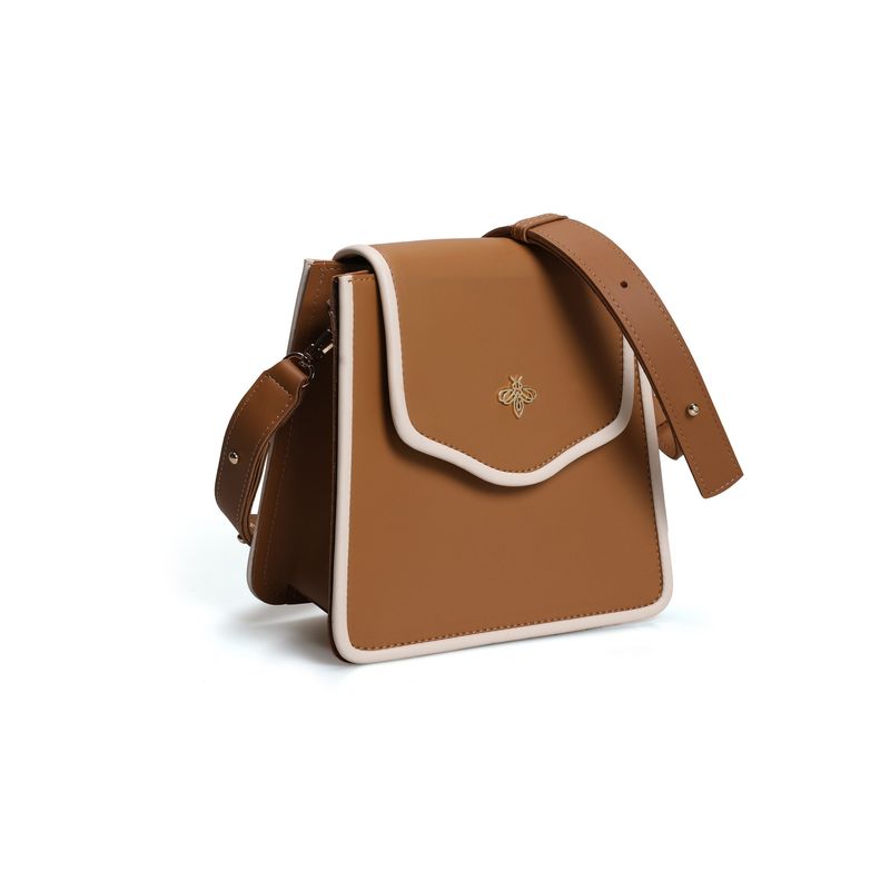 Fashion, accesorii si bijuterii - Femei - Accesorii femei - Genti si rucsacuri femei - Geanta de umar, Lucky Bees, dama, camel crem, 22x11x22 cm, piele ecologica - Infinity.ro