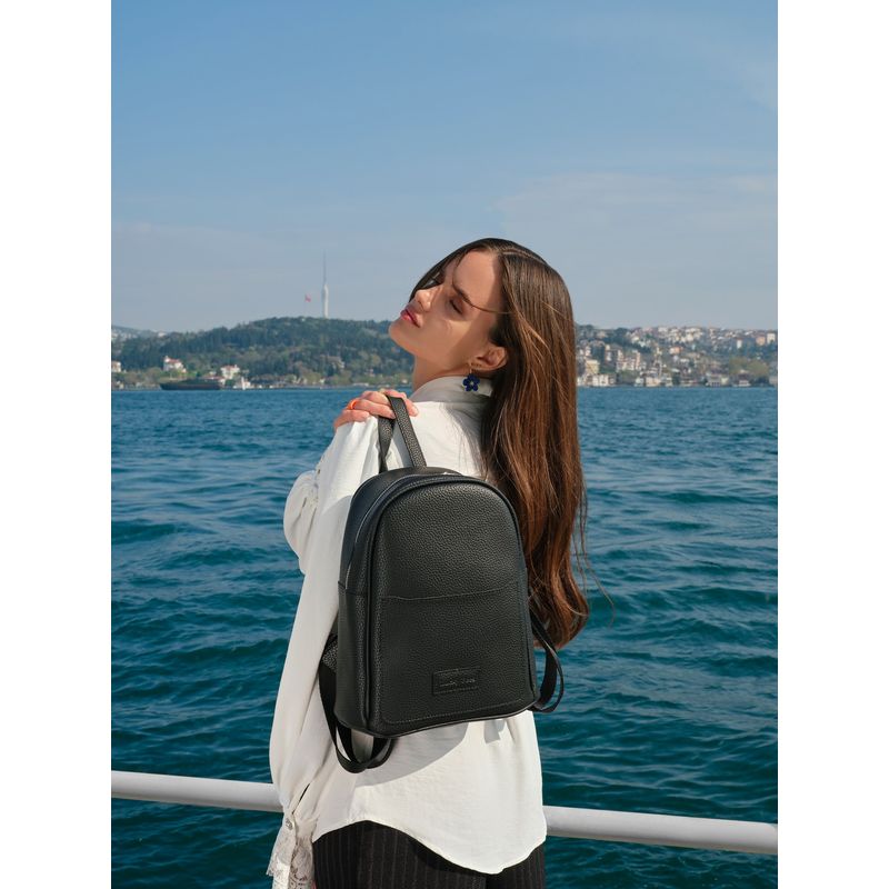 Fashion, accesorii si bijuterii - Femei - Accesorii femei - Genti si rucsacuri femei - Rucsac, Lucky Bees, piele ecologica, negru, 26x14x30 cm - Infinity.ro