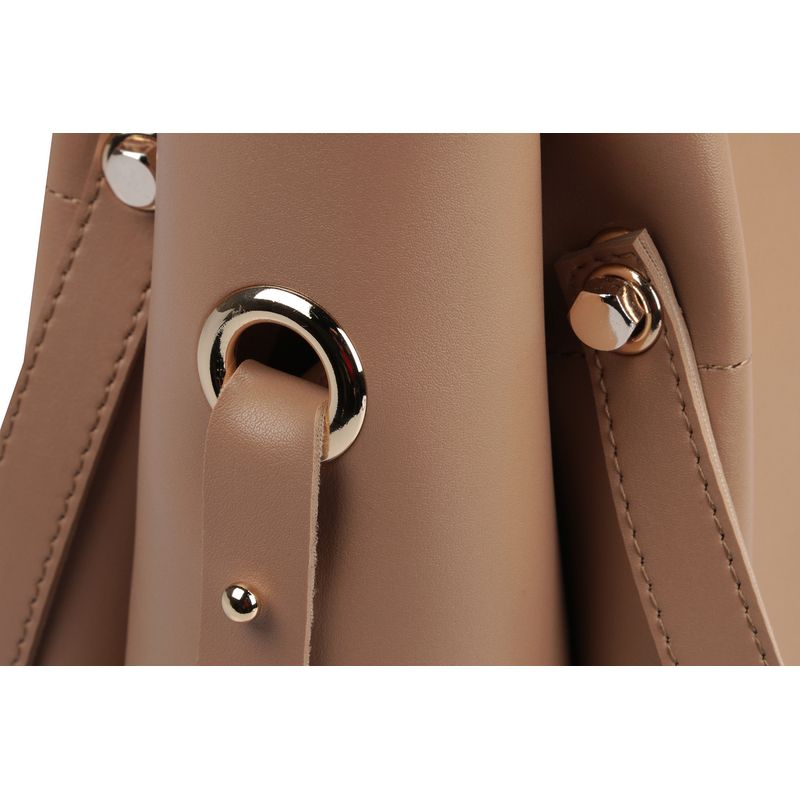 Fashion, accesorii si bijuterii - Femei - Accesorii femei - Genti si rucsacuri femei - Geanta de umar, Lucky Bees, piele polivinilica, camel, 36x12x33 cm - Infinity.ro