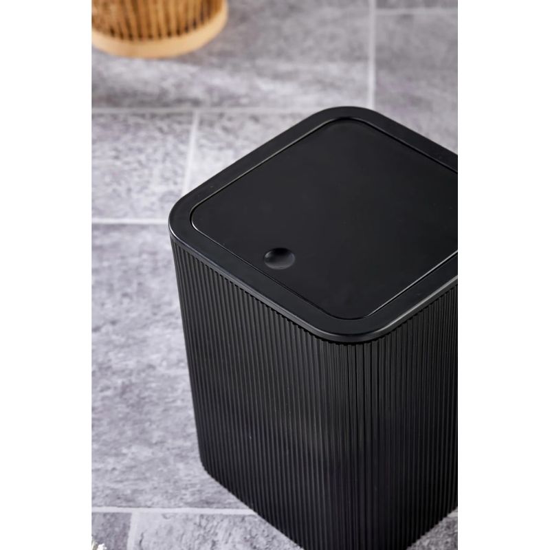 Casa si Gradina - Mobilier - Organizare si depozitare - Recipiente depozitare - Organizator baie, L'essentiel Maison, plastic, negru, 22,3x18x18 cm - Infinity.ro