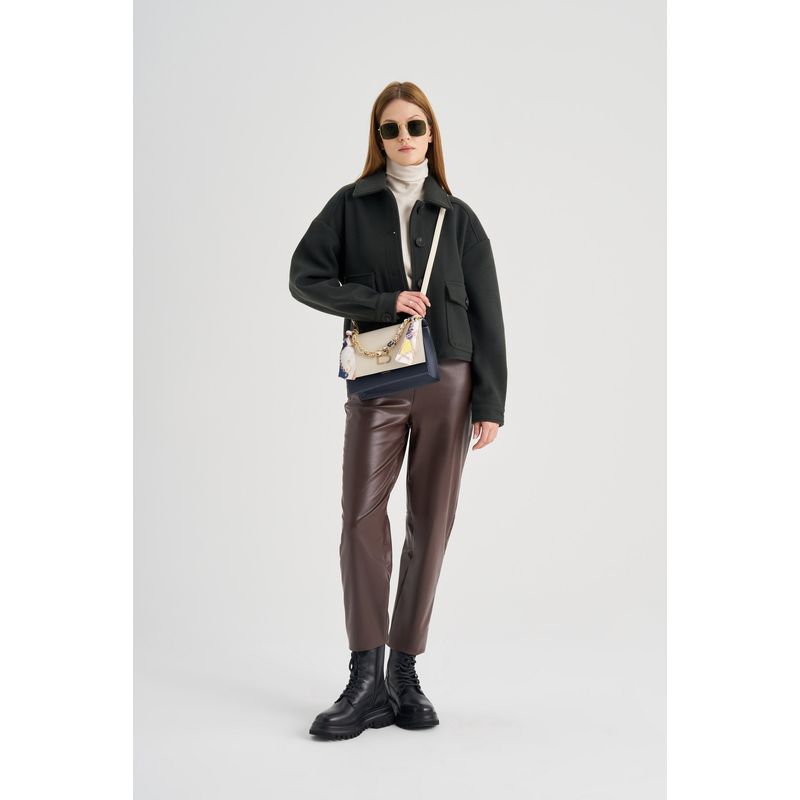 Fashion, accesorii si bijuterii - Femei - Accesorii femei - Genti si rucsacuri femei - Geanta crossbody, Lucky Bees, dama, crem si albastru inchis, 23x10x16 cm, piele polivinilica - Infinity.ro