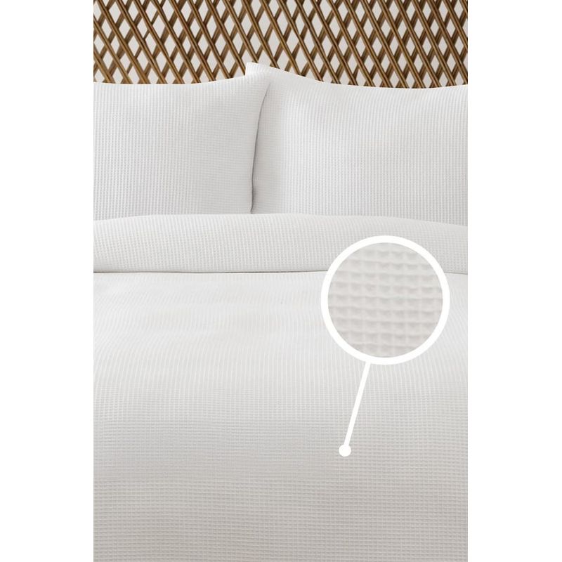 Casa si Gradina - Textile si covoare - Pături și cuverturi - Cuverturi - Cuvertura de pat single pique, L'essentiel Maison, alb, 160x220 cm, 70% bumbac 30% poliester - Infinity.ro