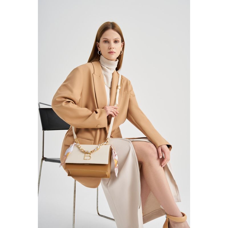 Fashion, accesorii si bijuterii - Femei - Accesorii femei - Genti si rucsacuri femei - Geanta crossbody, Lucky Bees, dama, crem si cafeniu, 23x10x16 cm, piele poliuretanica - Infinity.ro