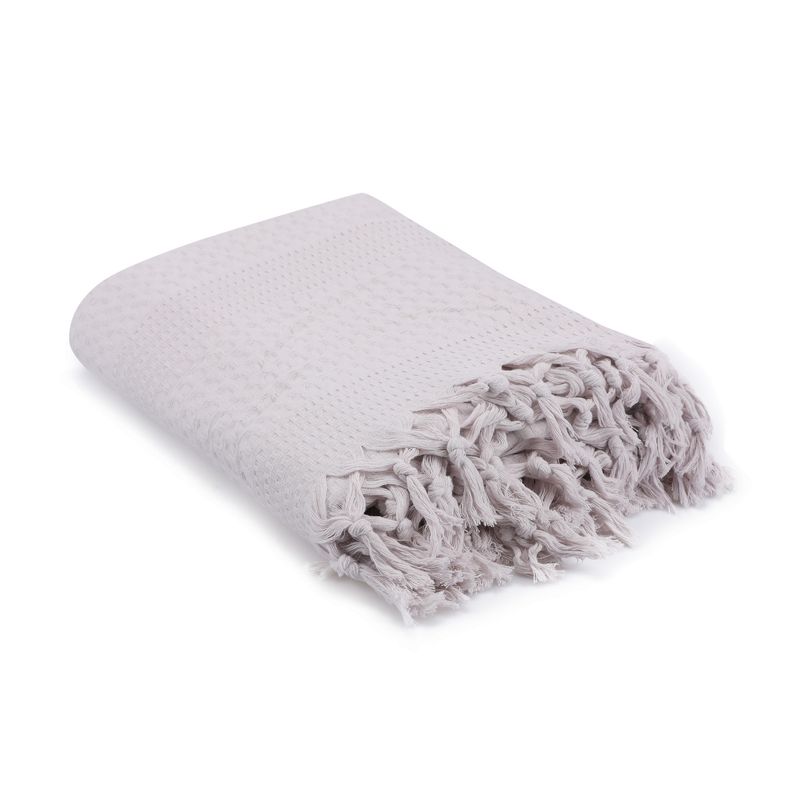 Casa si Gradina - Textile si covoare - Pături și cuverturi - Cuverturi - Cuvertura, L'essentiel Maison, gri deschis, 220x240 cm, 100% bumbac, franjuri handmade - Infinity.ro