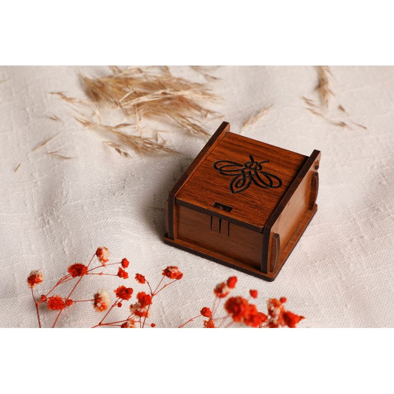 Fashion, accesorii si bijuterii - Femei - Bijuterii femei - Cutii bijuterii - Cutie decorativa, Heliophilia, maro, 5x5x3 cm - Infinity.ro