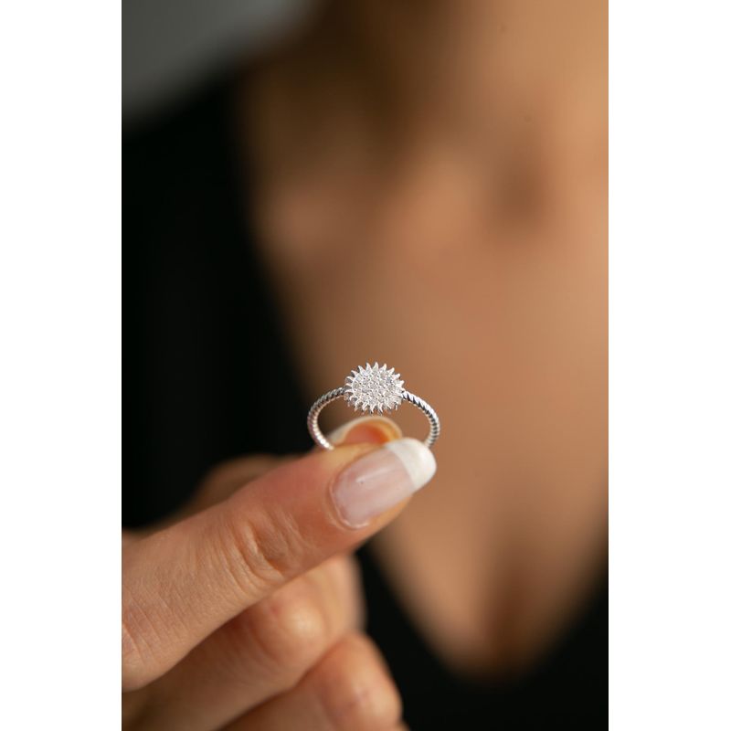 Fashion, accesorii si bijuterii - Femei - Bijuterii femei - Inele femei - Inel, Heliophilia, argint 925, argintiu, piatra zirconiu, diametru 18,3 mm, lungime reglabila - Infinity.ro