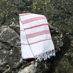 Casa si Gradina - Textile si covoare - Textile baie - Prosoape - Prosop de plaja, L'essentiel Maison, rosu, 100x180 cm, 100% bumbac - Infinity.ro