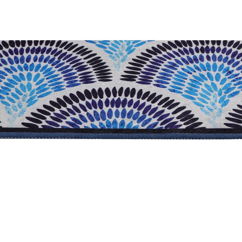 Casa si Gradina - Textile si covoare - Covoare - Covorase baie - Set covorase de baie, L'essentiel Maison, multicolor, 50x60 cm (2 bucati), 60x100 cm (1 bucata), 100% poliester, antiderapant, 359CHL5175 - Infinity.ro