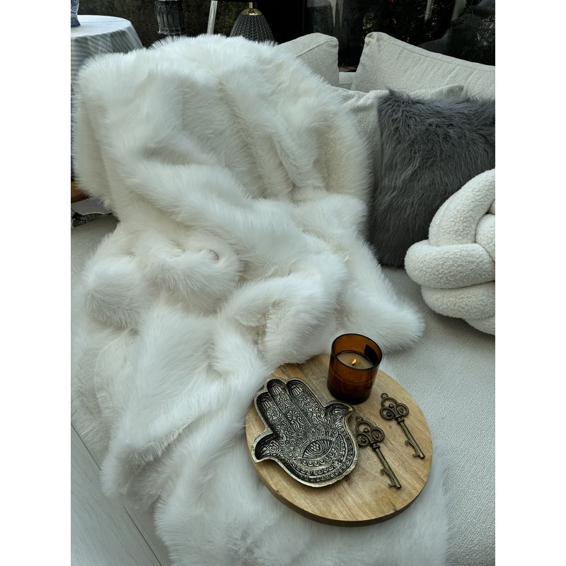 Casa si Gradina - Textile si covoare - Huse pentru mobilier - Husa pentru canapea, Aberto Design, alb, 200x75 cm, 100% poliester, antiderapanta - Infinity.ro