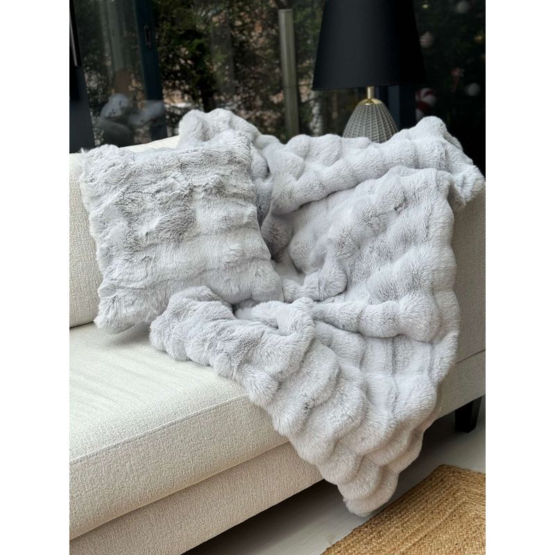 Casa si Gradina - Textile si covoare - Huse pentru mobilier - Husa pentru canapea, Aberto Design, gri, 200x75 cm, 100% poliester, lavabila la masina - Infinity.ro