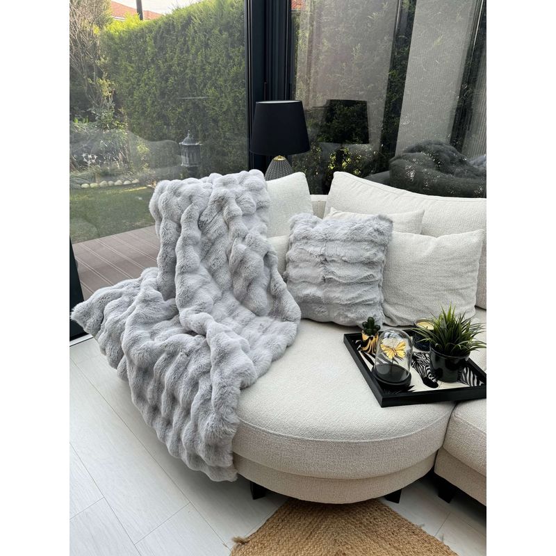 Casa si Gradina - Textile si covoare - Huse pentru mobilier - Husa pentru canapea, Aberto Design, gri, 200x75 cm, 100% poliester, lavabila la masina - Infinity.ro