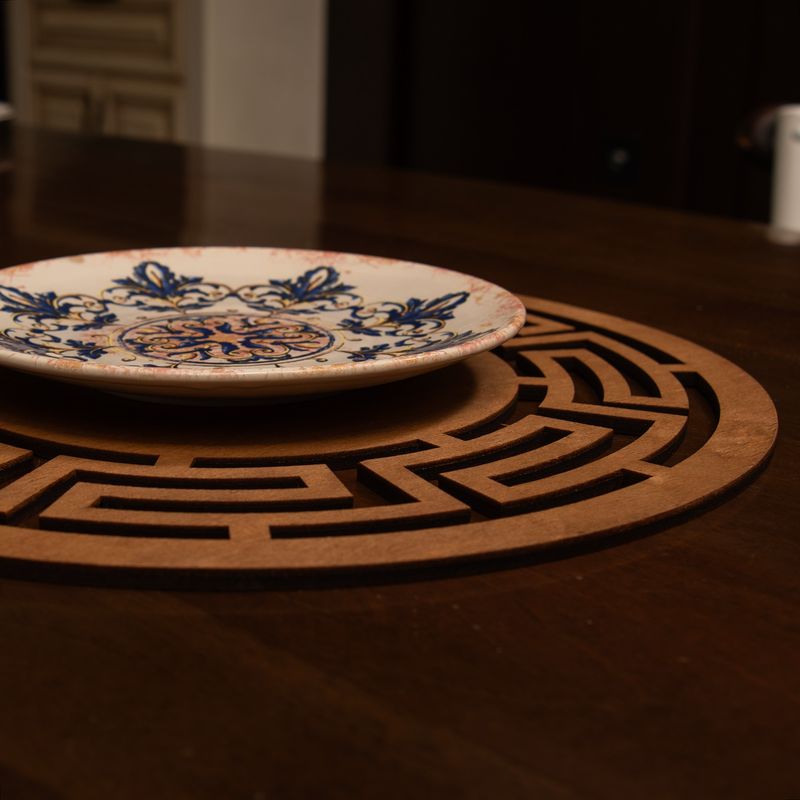 Casa si Gradina - Bucatarie si vesela - Organizare si depozitare bucatarie - Suporturi tacamuri si vase - Set suporturi de masa, Hermia, lemn, nuc, 36x36 cm, 6 bucati - Infinity.ro